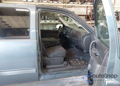 2010 Chevrolet Silverado 1500 Lt from USA, damaged, VIN 3GCRKSE37AG293988